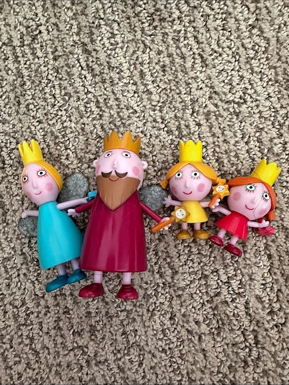 Ben & Holly's Little Kingdom Royal Family Figure Pack Pink & Yellow